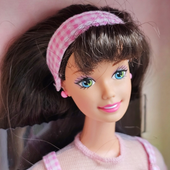 NEW Barbie Special Edition Avon Exclusive 1996 Spring Petals Colorful Doll - Picture 2 of 16